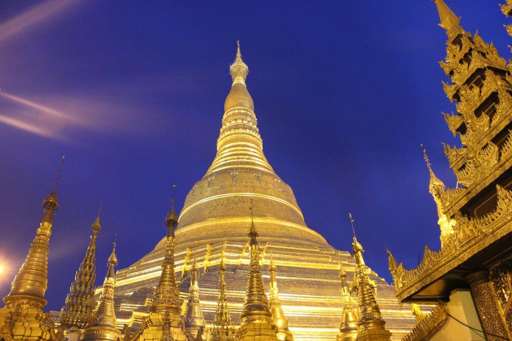 Tempel von Myanmar in Gold